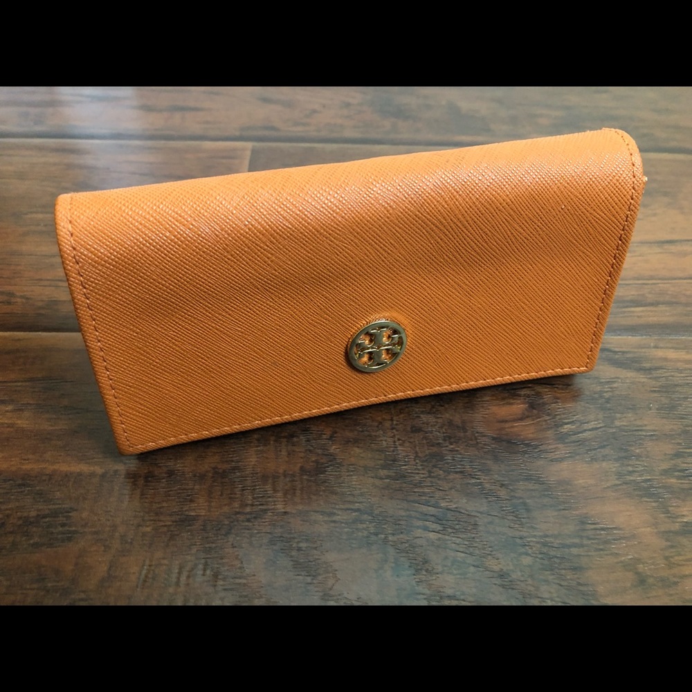 Tory Burch sunglasses case